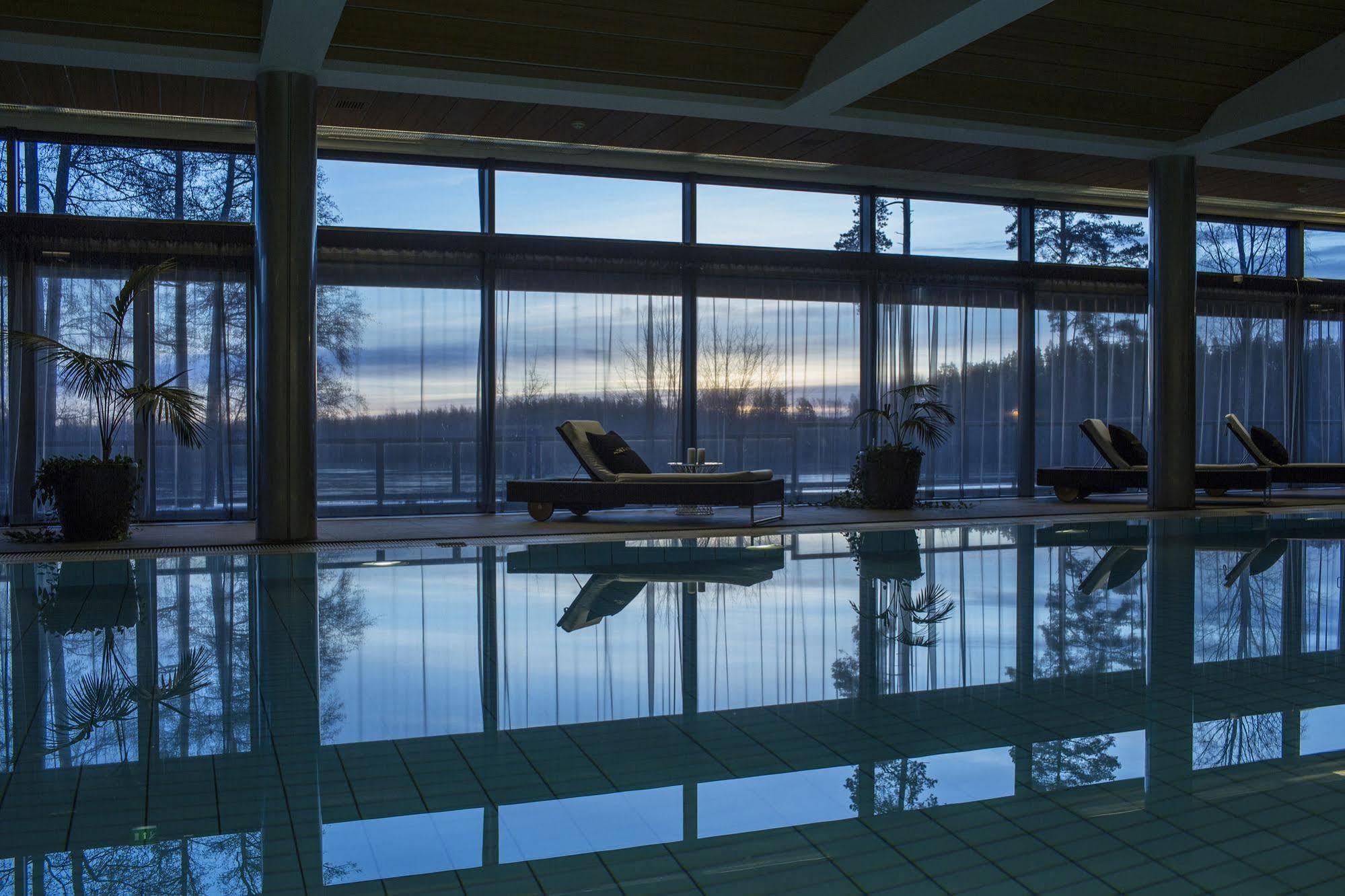 Langvik Congress Wellness Hotel Kirkkonummi Exterior photo